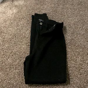 Chocolate USA Skinny’s in black.